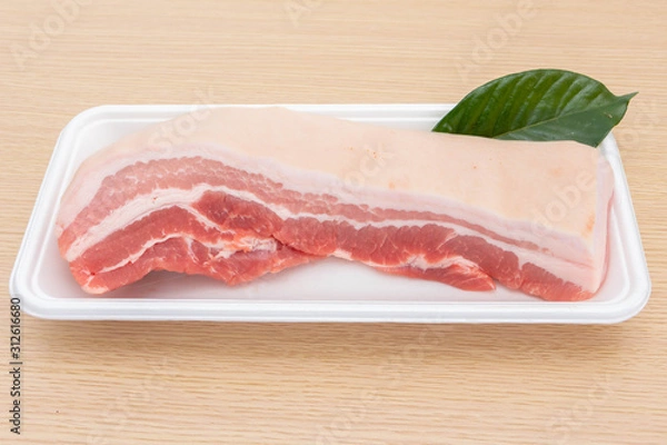 Fototapeta 皮付き豚バラのブロック