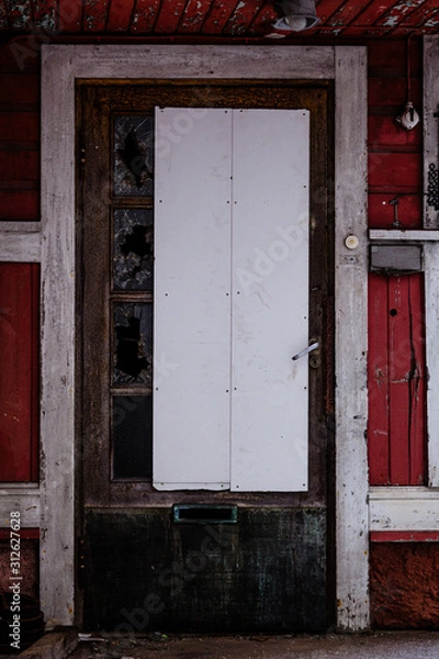Obraz door in old house