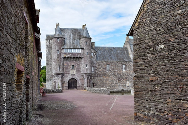 Obraz château de Trécesson du XIVe siècle forêt de Paimpont-Brocéliande Région Bretagne Département du Morbihan Commune de Campénéac