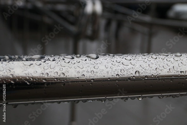 Obraz Труба в каплях