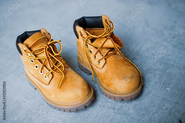 Fototapeta 子供用トレッキングシューズ