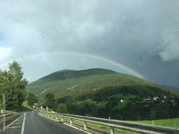 Fototapeta road in mountains