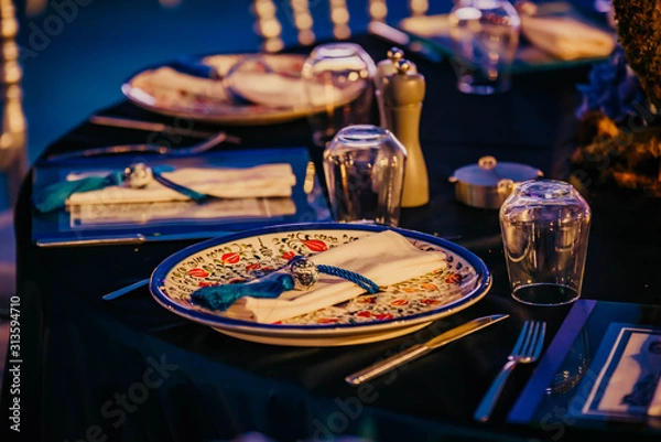 Obraz Elegantly decorated wedding table set