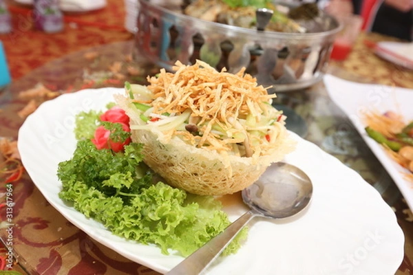 Obraz salad with chicken and vegetables
