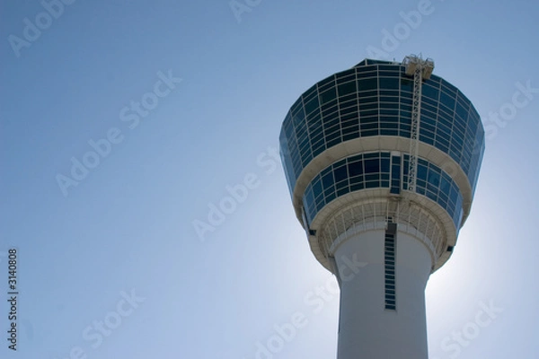 Obraz Wieża kontroli ruchu lotniczego na lotnisku w Monachium