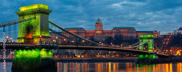 Fototapeta Chain Bridge with Buda Castle in the background, Budapest, Hungary