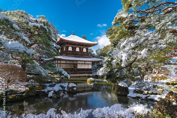 Obraz 京都 銀閣寺の冬と雪景色