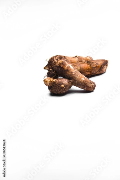 Fototapeta Fresh taro isolated on white background