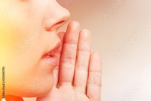 Fototapeta Whispering.