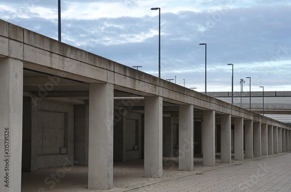 Fototapeta Detail des Flughafens BER neun Monate vor Eröffnung