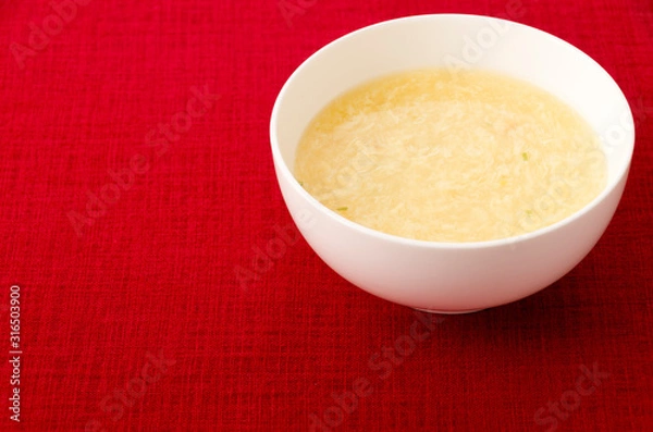 Fototapeta 玉子とコーンの中華スープ