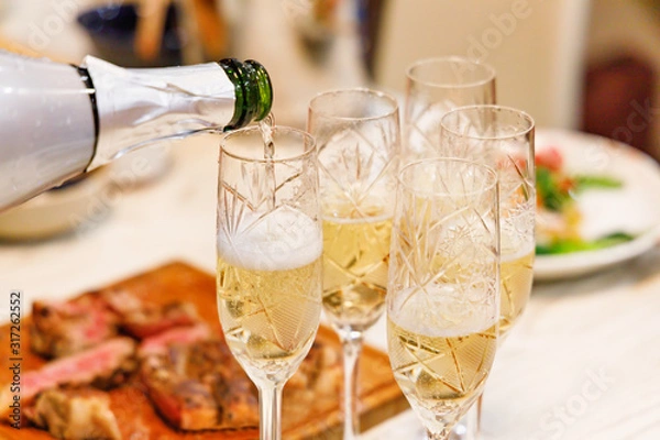 Fototapeta ホームパーテイーのシャンパン