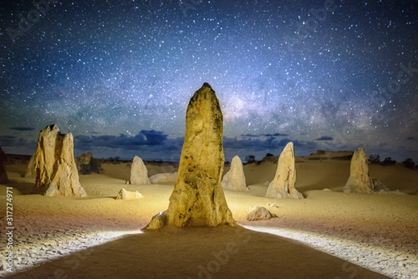 Obraz The Pinnacles at night