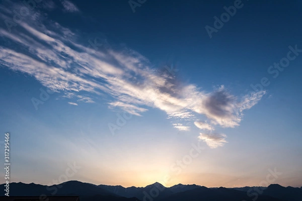 Obraz 夕暮れの空のパノラマ