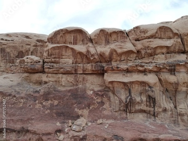 Fototapeta ワディラム　岩の切れ目