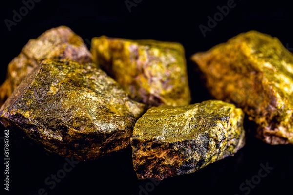 Fototapeta Uranium, a chemical element with a U symbol and an atomic mass equal to 238 u, has an atomic number 92