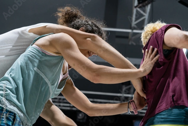 Fototapeta dancer hand, contact improvisation