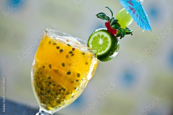 Fototapeta Drink com frutas
