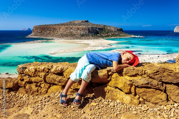 Obraz Balos lagoon on Crete island, Greece. Tourists relax and bath in crystal clear water of Balos beach. The most unique natural attraction in Crete.