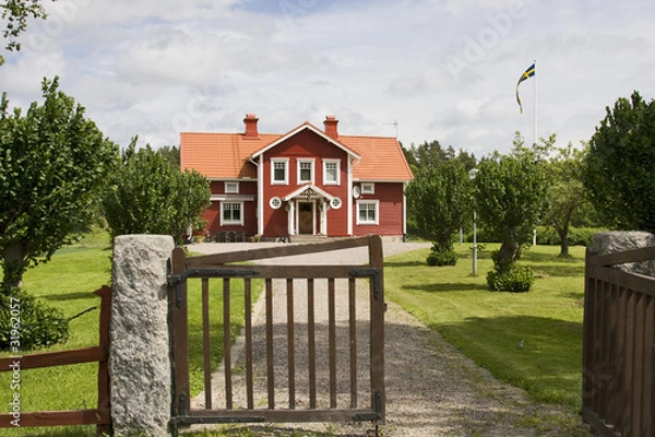 Obraz haus in schweden mit einfahrt