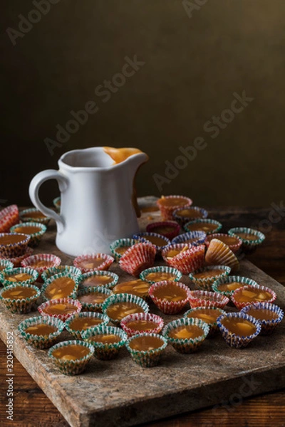 Obraz Swedish christmas butterscotch candy knäck