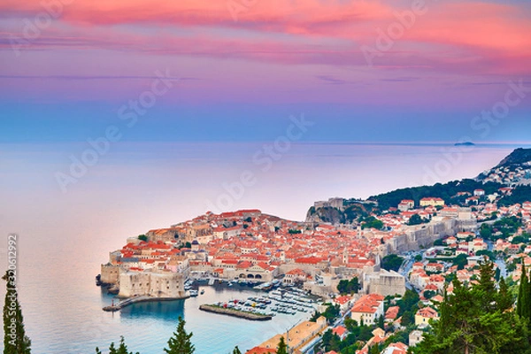 Obraz Aerial view at famous european travel destination in Croatia, Dubrovnik old town, Dalmatia, Europe. UNESCO list. Fort Bokar seen from south old walls on a sunny day in dramatic light..