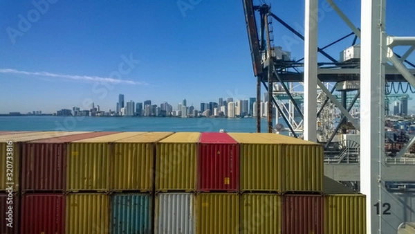Fototapeta miami seen from the container docks