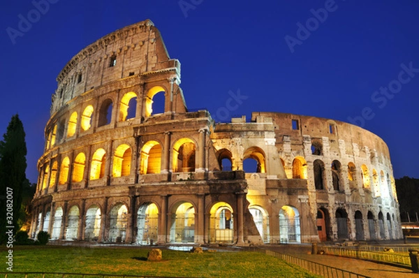Obraz Colosseum at dusk