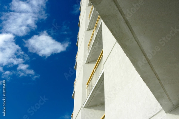 Fototapeta Building and Clouds