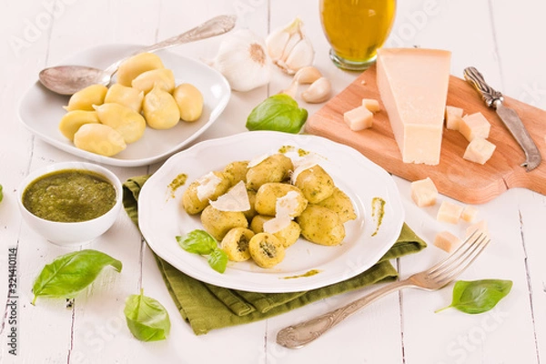 Obraz Potato gnocchi stuffed with pesto sauce.