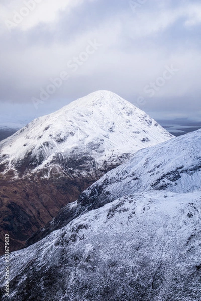 Fototapeta The Mountains of Glencoe, Scottish Highlands