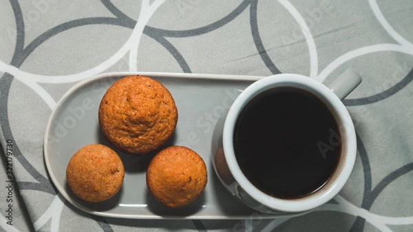 Obraz Coffee and muffins breakfast for everyone