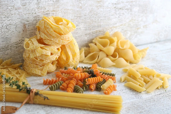 Fototapeta 色々な種類のパスタ