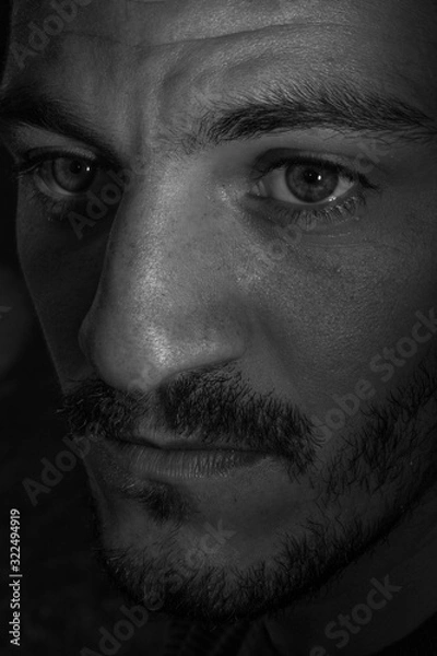 Obraz A young argentinian guy in Paris