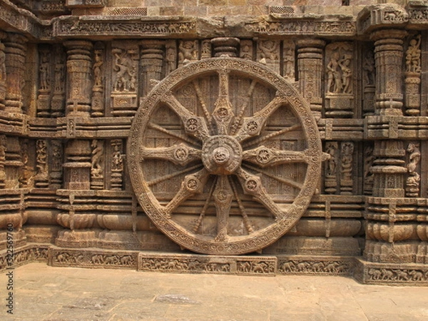 Fototapeta Wheel of the Suntemple of Konark, India