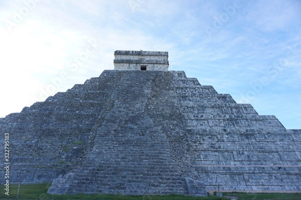 Obraz Pirámide Chichen Itzá en el día