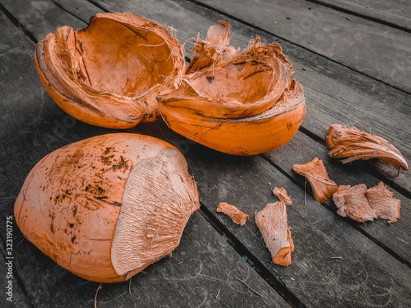 Fototapeta Damaged coconut skin