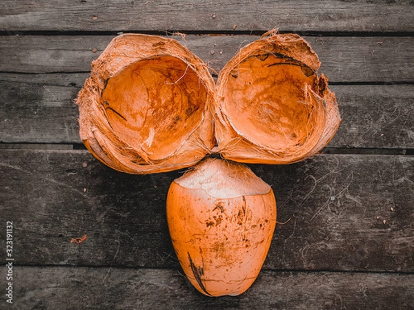 Fototapeta Damaged coconut skin