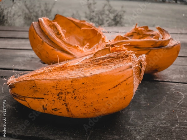 Fototapeta Damaged coconut skin