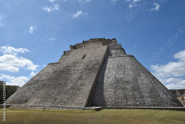 Obraz Grande pyramide maya à Uxmal, Mexique