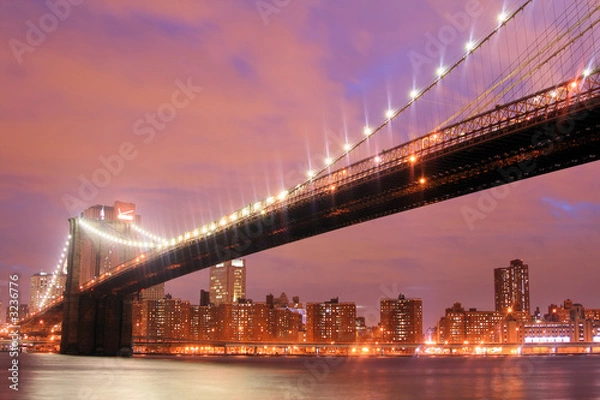 Fototapeta brooklyn bridge and manhattan skyline at night