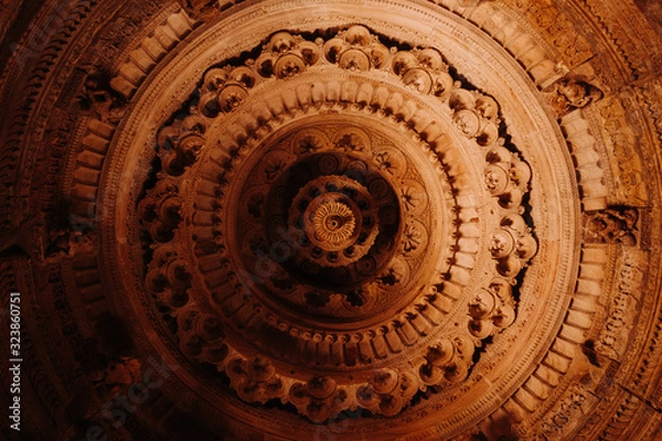 Fototapeta View of the Dome of the Sun temple in Modhera, Gujarat, India