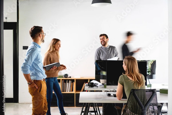 Fototapeta Creative People working in office	