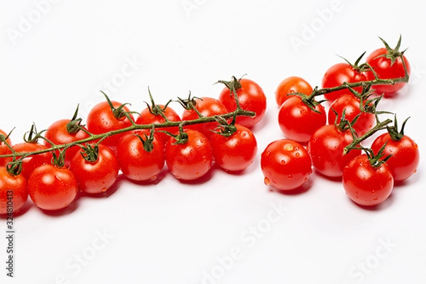 Obraz Tomato isolated on white background