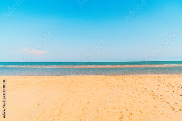 Fototapeta empty beach sea for background