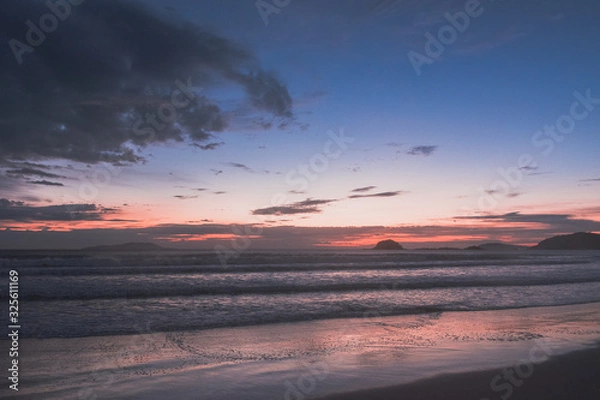 Obraz Amanecer en la playa brasilera