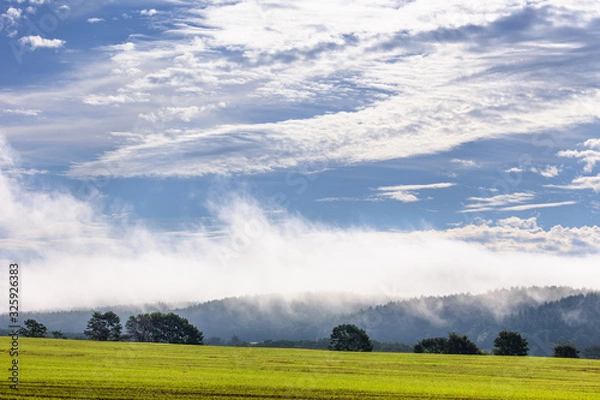 Fototapeta 日本・北海道東部の国立公園、朝の弟子屈町