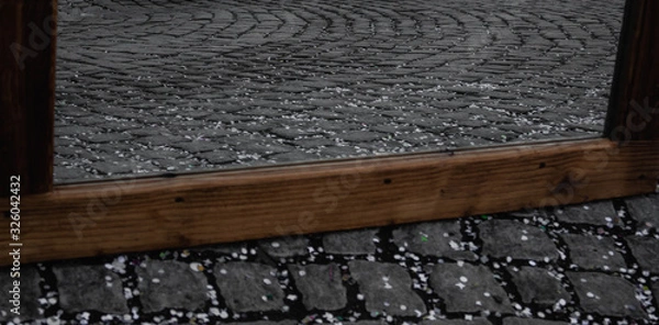 Obraz Through the glass a world