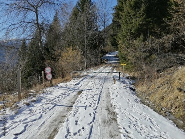 Fototapeta Closed Path