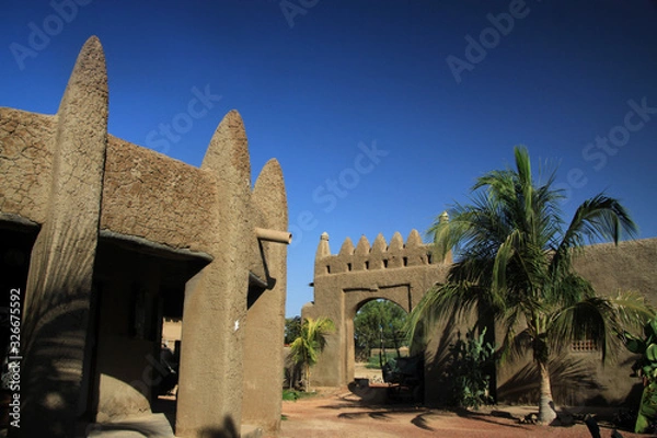 Obraz tradycyjne budynki z cegiel i gliny w timbuktu, mali